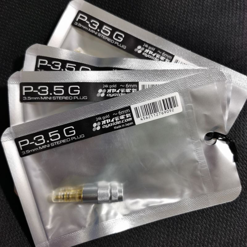 Combo giắc 3.5mm gold và connector 2pin Oyaide Nhật.