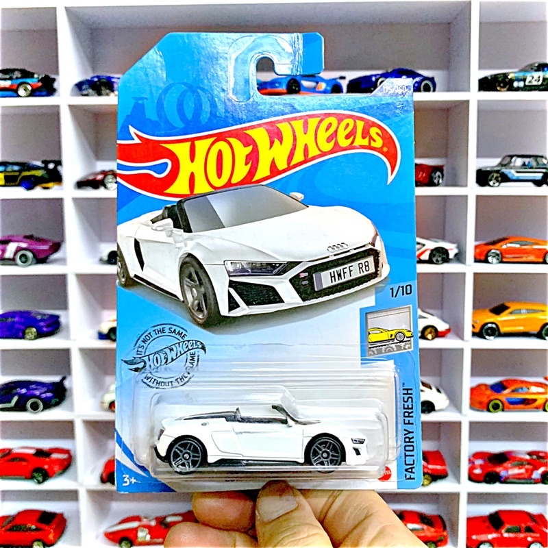 Xe mô hình Hot Wheels 2019 AUDI R8 SPYDER - White - tỉ lệ 1:64