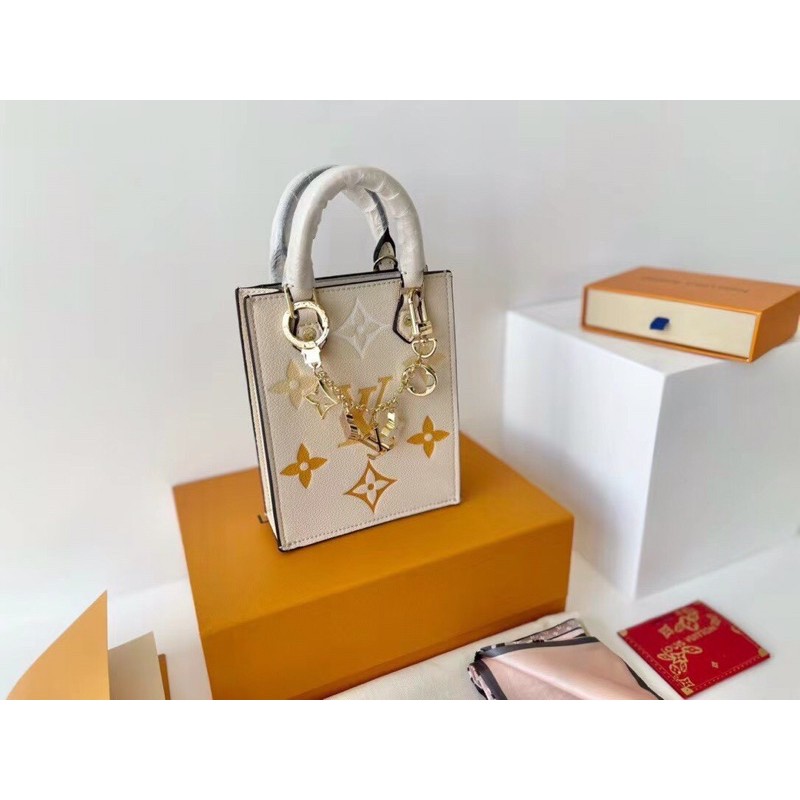 Túi lv Xacha mini hoạ tiết hoa mới nhất 2021