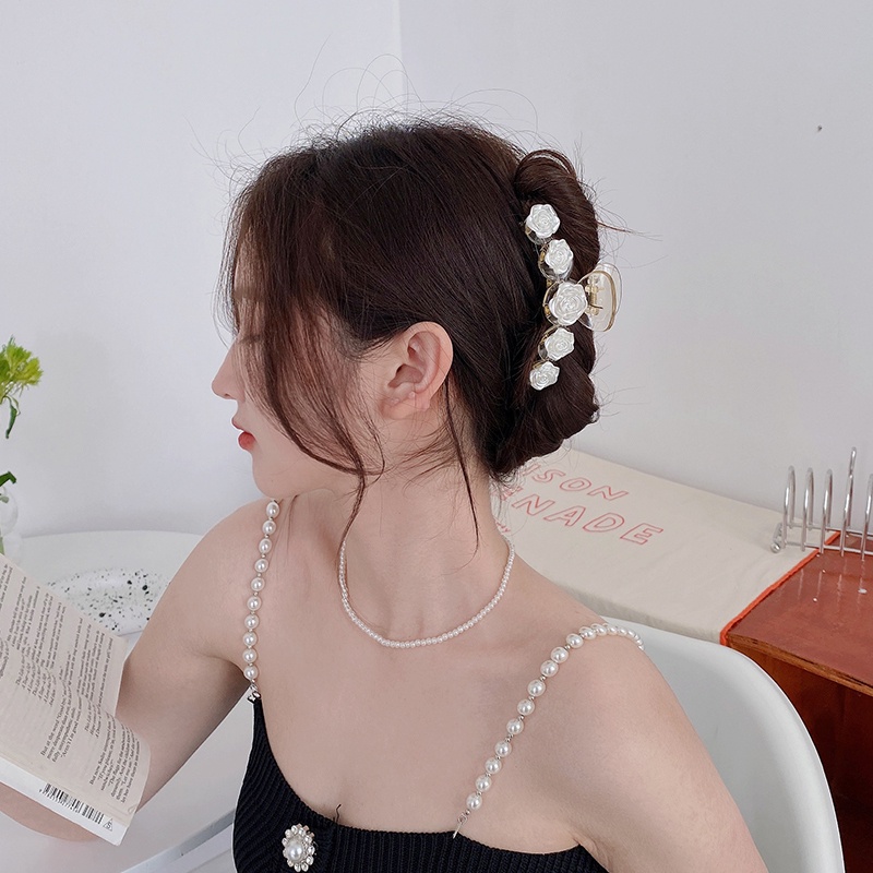 Kẹp Lấy Trà Phía Sau Đầu Cảm Giác Trung Bình Đơn Giản Cá Tính