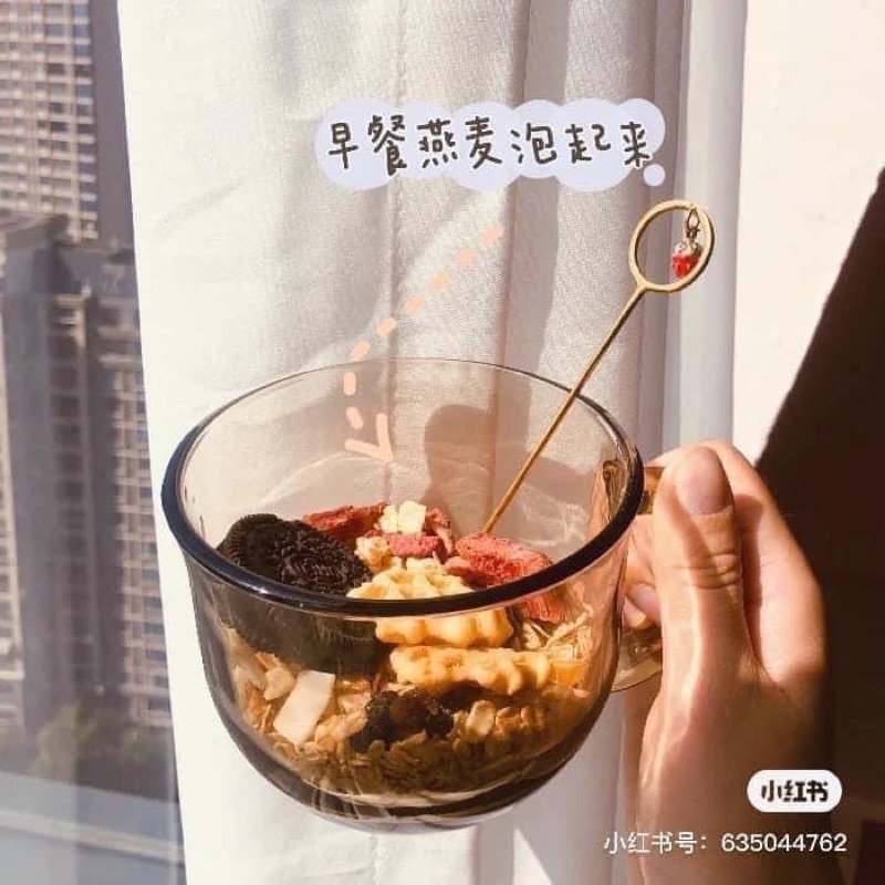 Cốc thuỷ tinh màu hổ phách