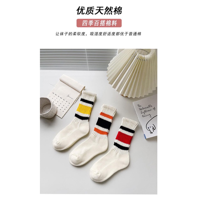 Vớ cổ cao kẻ sọc màu sắc tương phản phong cách phương tây