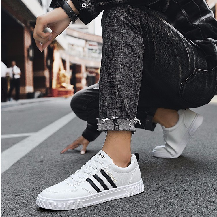 GIÀY NAM TRẮNG KẺ SỌC TASSIC KIỂU DÁNG THỂ THAO THỜI TRANG G 90 | BigBuy360 - bigbuy360.vn