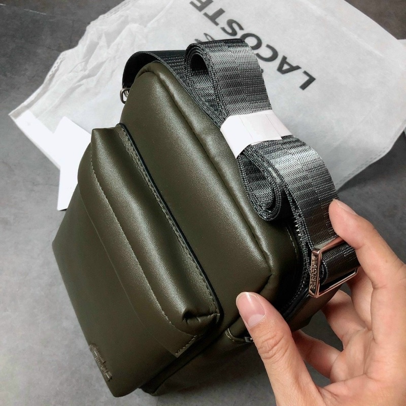 ❤Túi đeo chéo nam Lacoste❤️