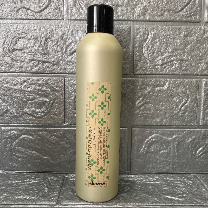 Gôm xịt giữ nếp trung bình Medium Hairspray Davines 400ml