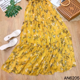 🌸Đầm matxi hoa cổ yếm🌸