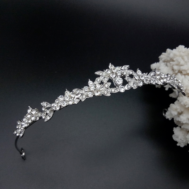 Vương Miện Đính Ngọc Trai Nhân Tạo Sang Trọng Cho Cô Dâu