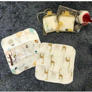Khăn sữa xô Aden sợi tre cho bé -10 chiếc