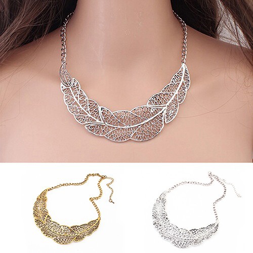 Dây chuyền kiểu dân tộc có mặt hình gân lá cá tính