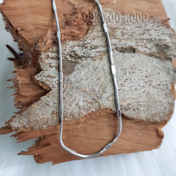 Dây chuyền trụ tròn màu bạc dập khúc cỡ nhỏ DZ1808.