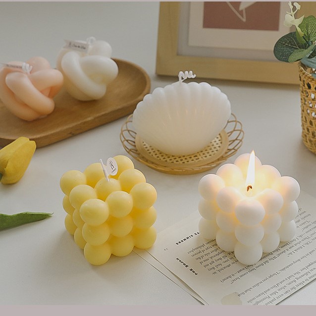 Nến thơm Rubic làm phụ kiện decor trang trí, phụ kiện chụp ảnh sản phẩm