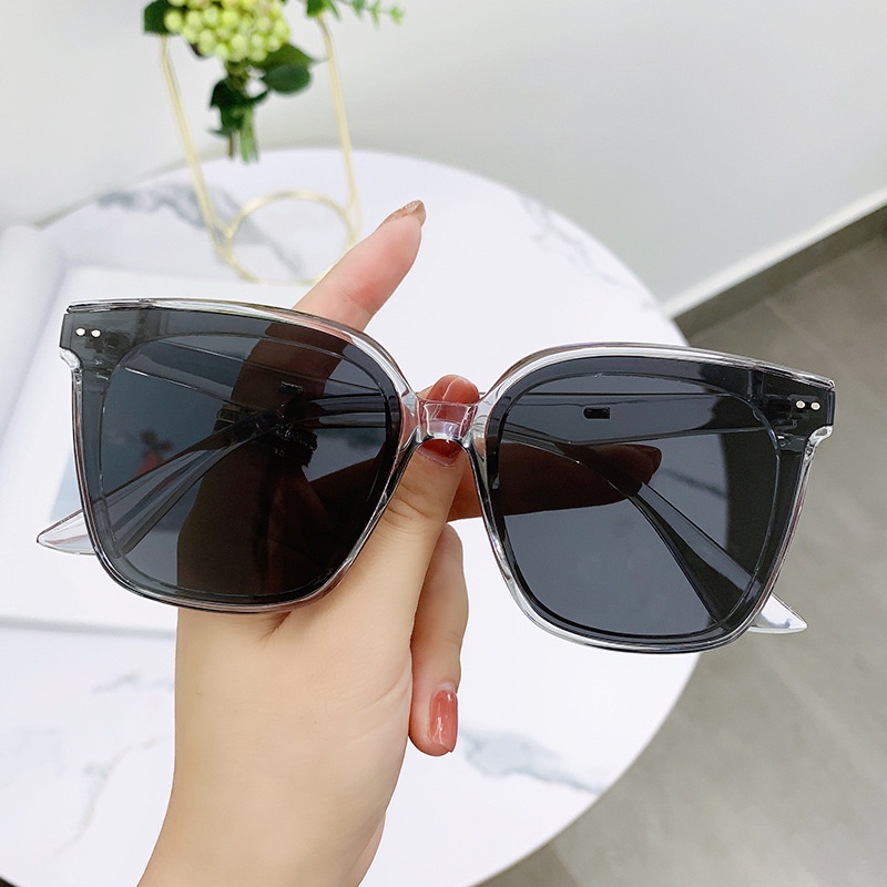 Kính Mát Nhiều Màu Sắc Cho Nam Nữ