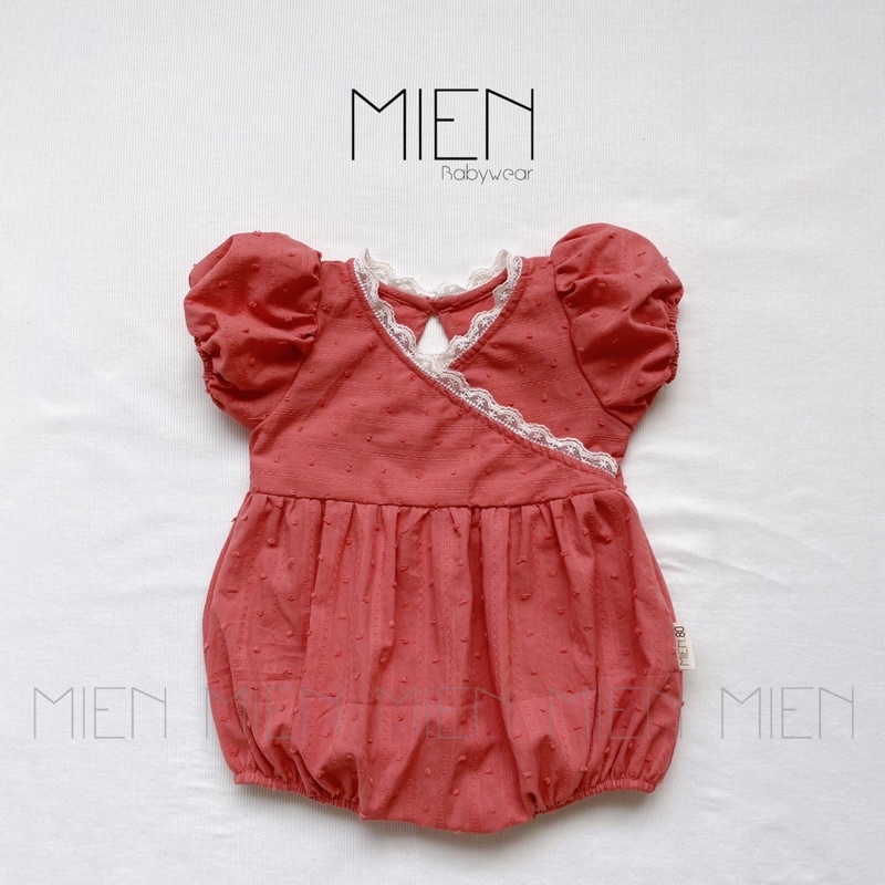 (R11) Bodysuit cổ ren chéo cho bé gái MIEN