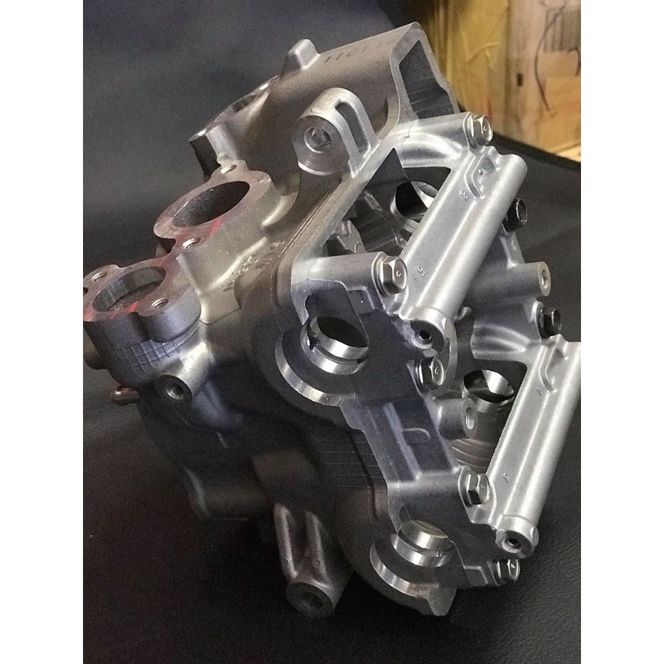 Vỏ Đầu Bò / Vỏ Đầu Quy Lát - Satria Fi, Raider Fi - Chính Hãng Suzuki