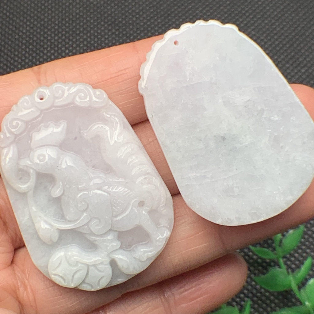 Mặt dây chú gà phong thủy ngọc cẩm thạch/Ngọc phỉ thúy tự nhiên