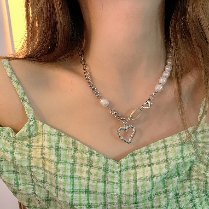 Vòng cổ Mặt Trái Tim Đính Ngọc Trai