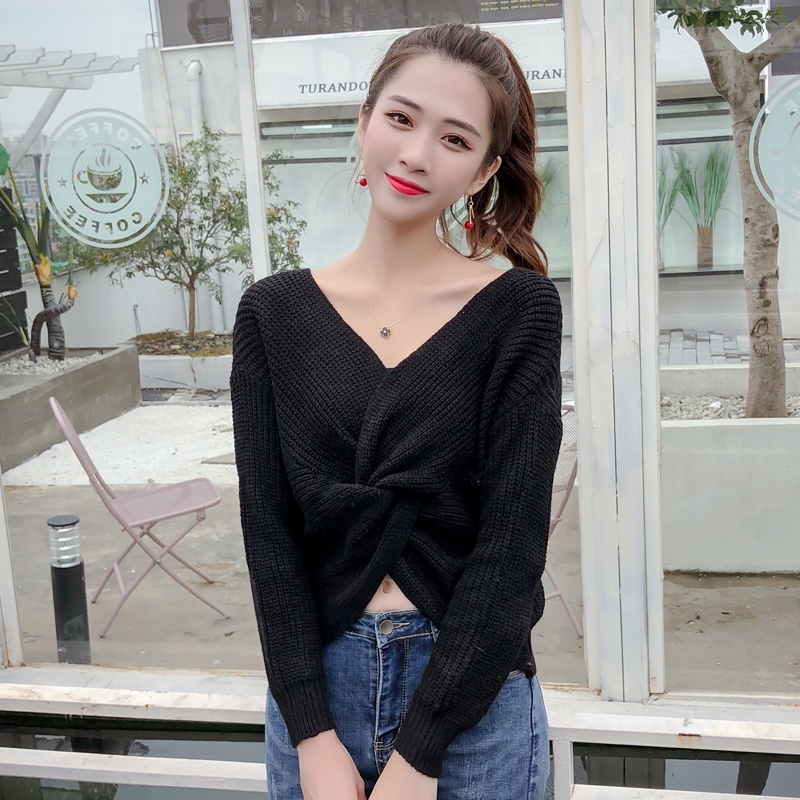 Áo sweater cổ tim hở lưng quyến rũ cho nữ