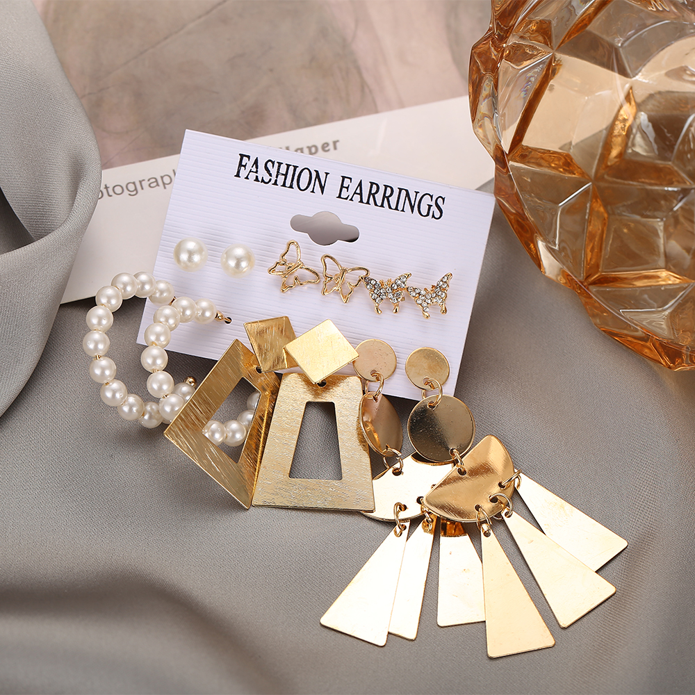 Bộ khuyên tai bươm bướm rỗng đính ngọc trai nhân tạo phong cách Hàn Quốc retro thời trang độc đáo cho nữ