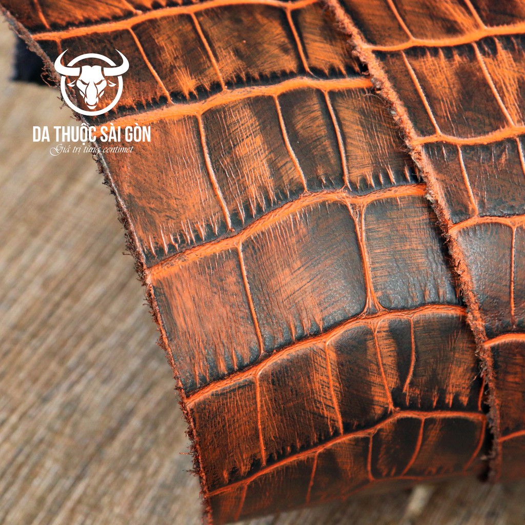 10 Pia da bò dập vân cá sấu wax phấn màu cam thương hiệu Da Thuộc Sài Gòn - Bán da bò làm đồ handmade