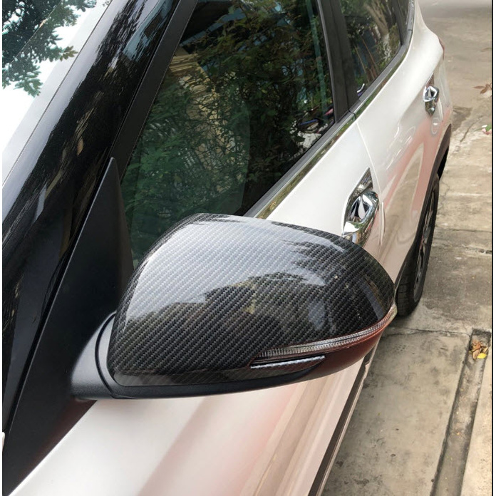 Ốp gương chiếu hậu xe Kia Seltos vân Carbon cao cấp
