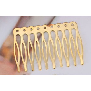 Xược tocs10 răng có lỗ