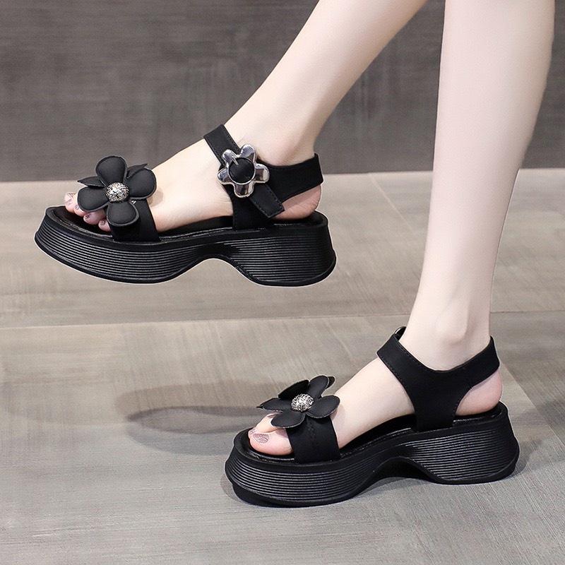 (S165) Sandal nữ đế bánh mì 5 phân quai tag hoa (Mã 1319)