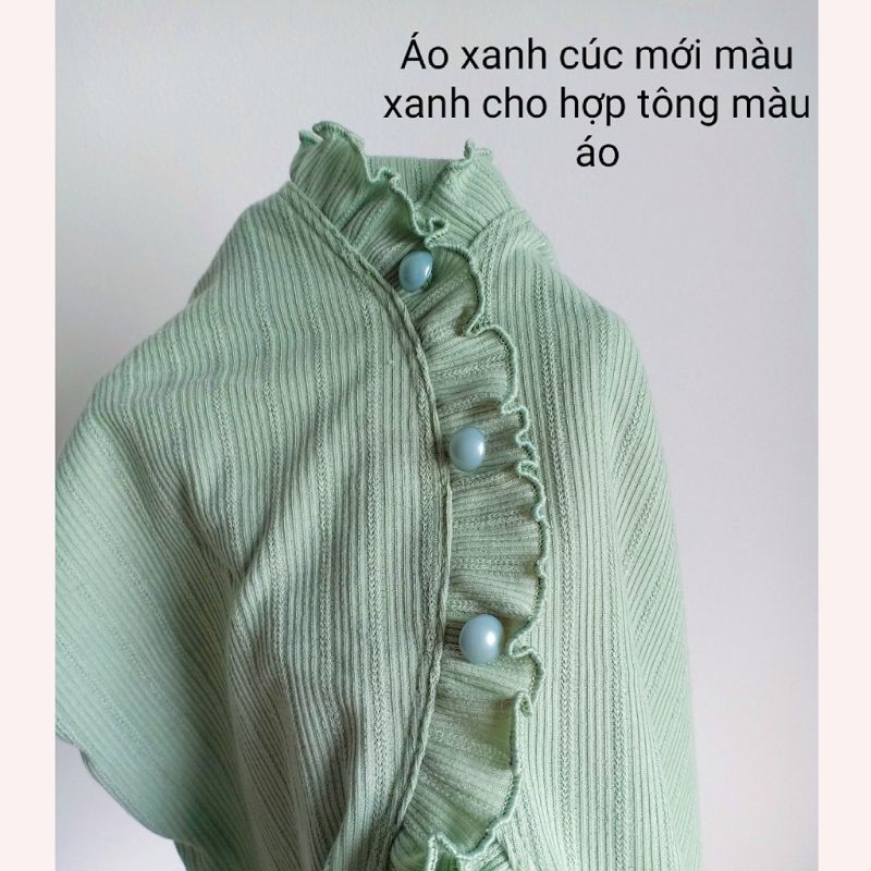 Áo Croptop Len Gân Motoghi Cổ V Bèo 3 Cúc Hot A13-1 | WebRaoVat - webraovat.net.vn