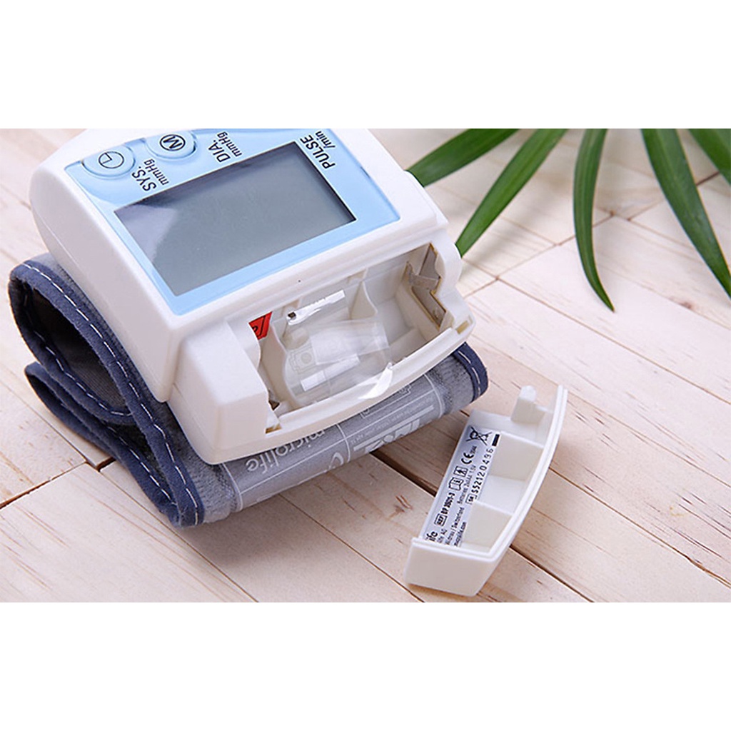 Máy đo huyết áp cổ tay Microlife 3BU1-3, Bảo hành 5 năm, Hàng chính hãng
