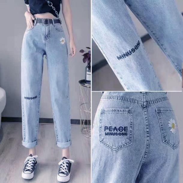 SIEU HOT Quần jean thêu hoa cúc