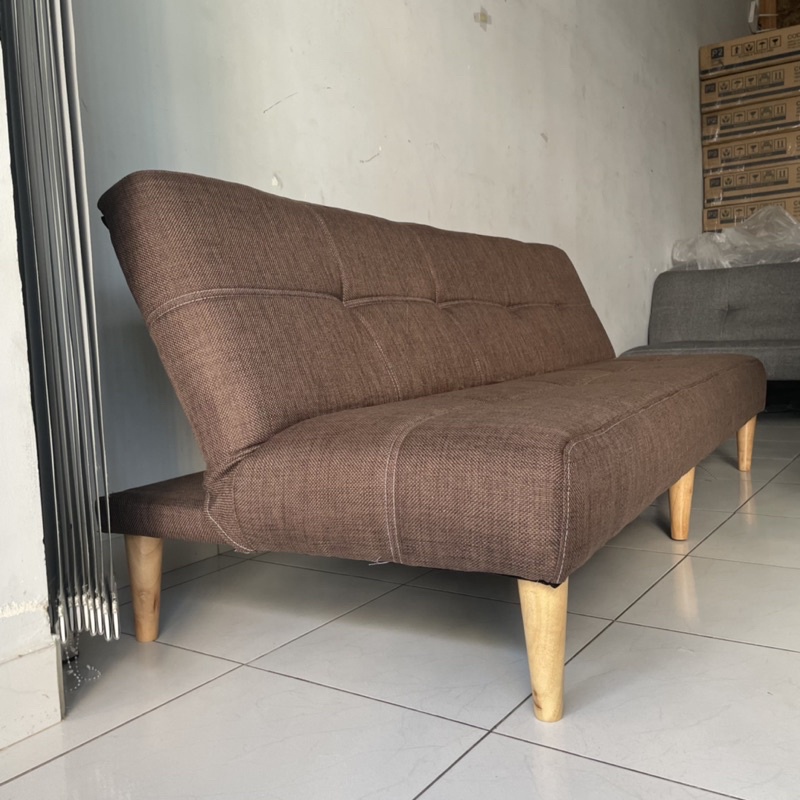 Ghế sofa bật thành giường đa năng bọc vải màu nâu hạt dẻ