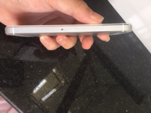 Điện thoại iphone 5 silver 32gb quốc tế like new chính hãng | BigBuy360 - bigbuy360.vn
