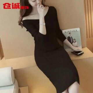 Đầm len cổ tim