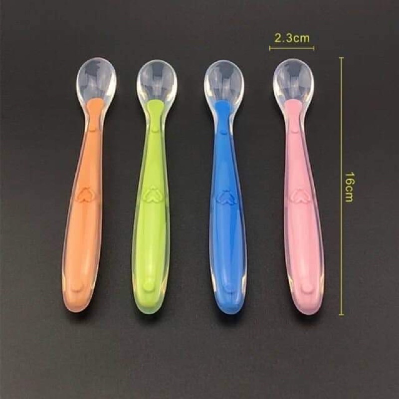 Thìa silicon cho bé ăn dặm