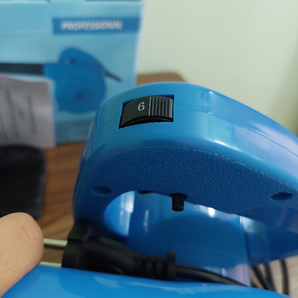 Máy thổi, hút bụi TOK 1003 - 1000W. 6 cấp thổi tiện dụng