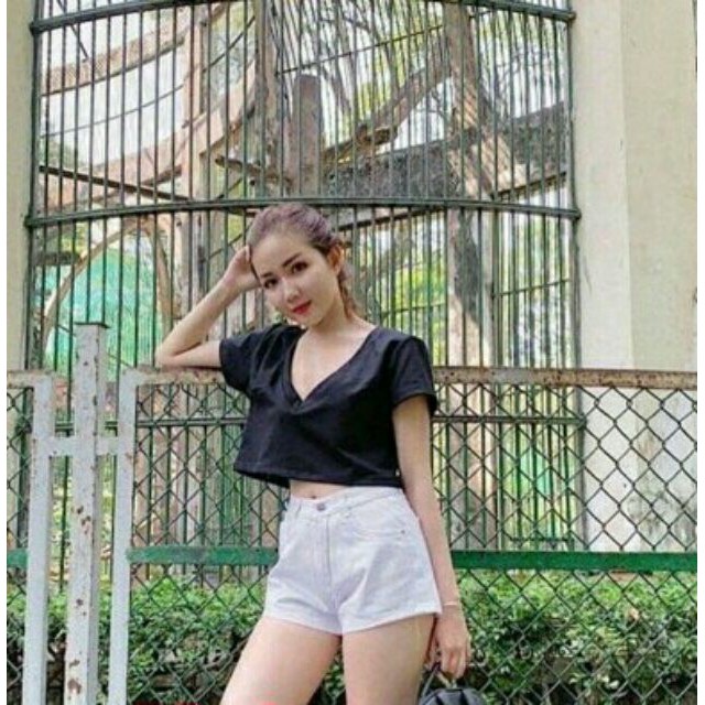 Nhập WA3115 hoàn 15k xu đơn 99k_ Áo Croptop cổ Tim (Có Video)