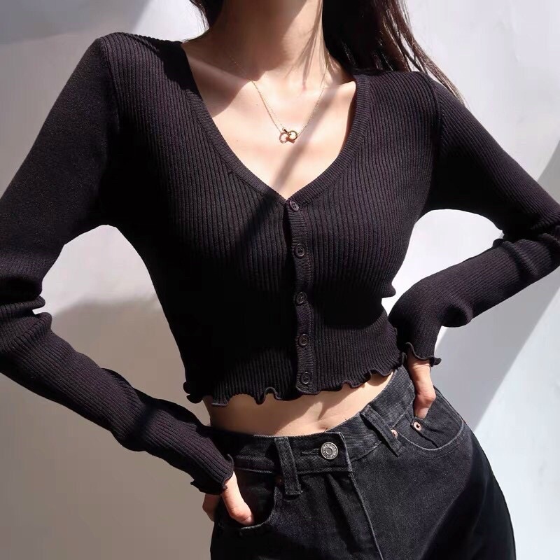 Áo len nữ dệt kim dài tay cài khuy dáng croptop viền bèo | BigBuy360 - bigbuy360.vn