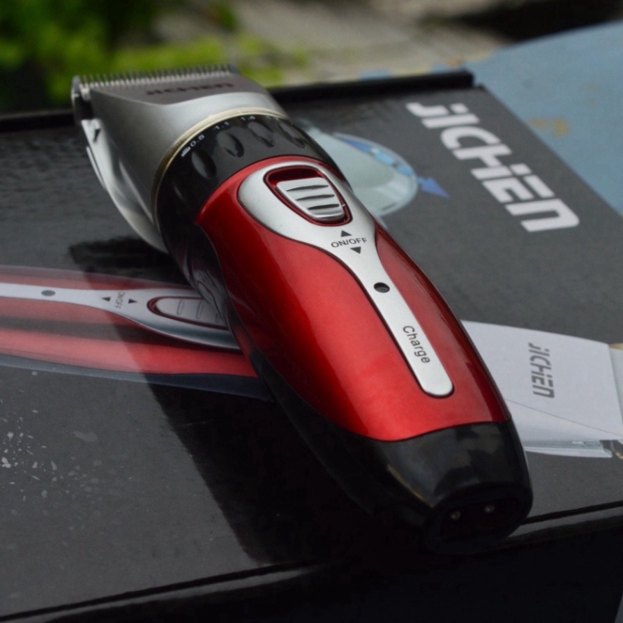 Tông đơ cắt tóc gia đình Jichen tặng kèm nhiều quà tặng