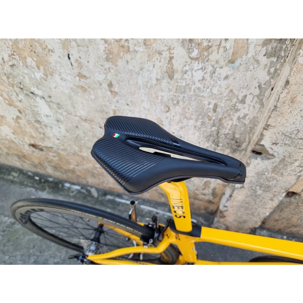 XE ĐẠP ĐUA PINARELLO F12