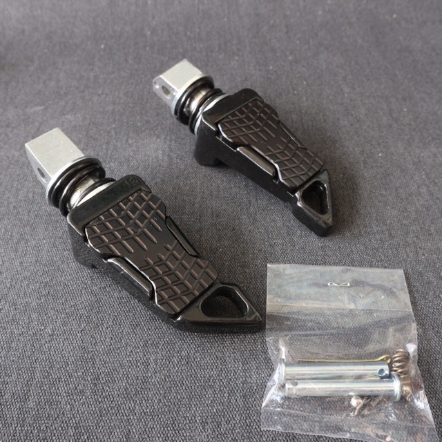 Gác chân Sau Nhôm Xe VARIO AirBlade
