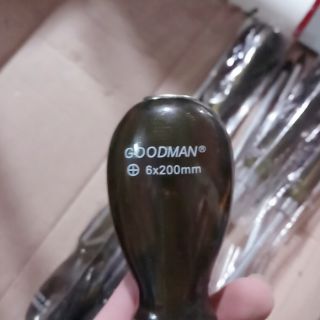 Tô vít đóng 4 cạnh GOODMAN