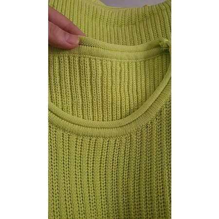 Áo croptop dệt kim sát nách cá tính