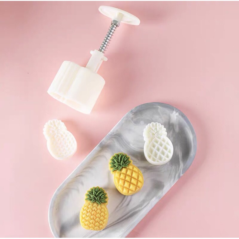 Khuôn trung thu lò xo 50gr 2 mặt hình quả dứa ( làm bánh dứa )