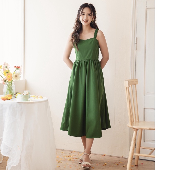 Váy maxi MOMOCO cổ vuông hai dây bản to hở lưng chất thô mềm M2972