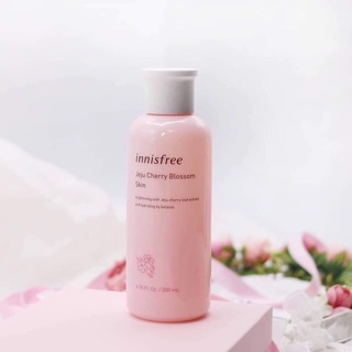 Toner innisfree cherry blossom