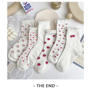 Vớ trắng hoa tiết xinh cổ cao