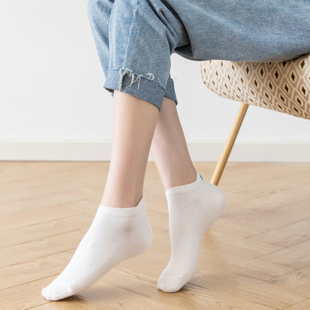 Tất cotton thêu hình thỏ cà rốt hoạt hình đáng yêu dành cho nữ
