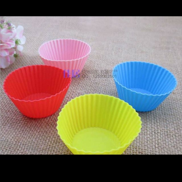 10 cup cake (khuôn làm bánh) Hình Tim silicon dùng nướng bánh tái sử dụng tiện lợi