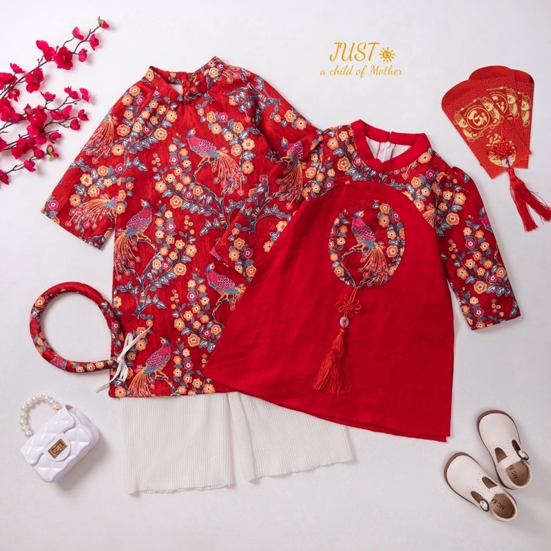 Áo Dài cho Bé gái, Vải gấm in họa tiết phối đáp tròn hình chim Công biểu tượng cho may mắn tốt lành Song hỷ phát tài