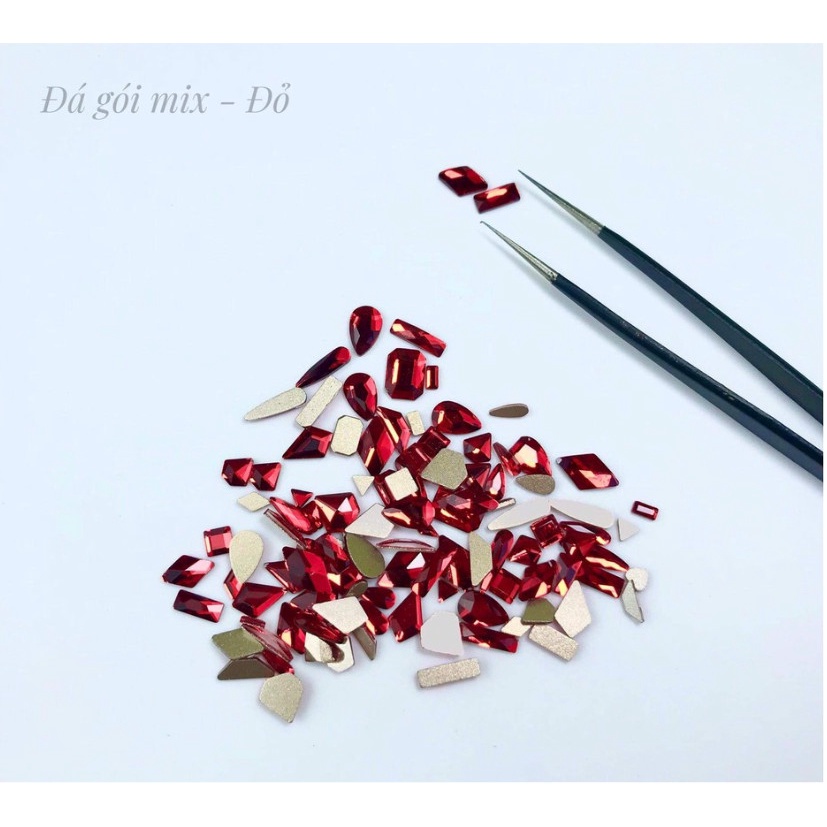 Đá khối chân bằng mix 100 viên màu đặc biệt trong xanh, đen, đỏ