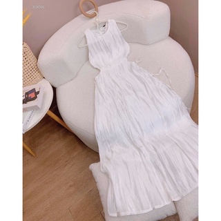 Đầm maxi khoet eo xinh